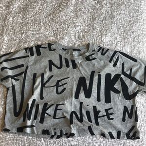 Nike crop top tee